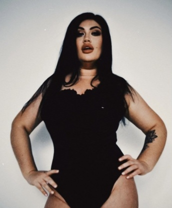 Юлия, 30 лет, 4 размер груди